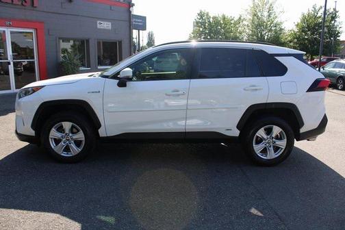 2020 Toyota RAV4 Hybrid XLE