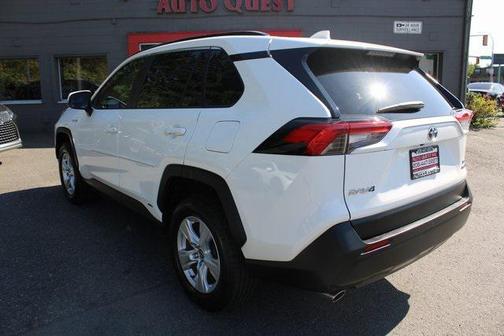 2020 Toyota RAV4 Hybrid XLE
