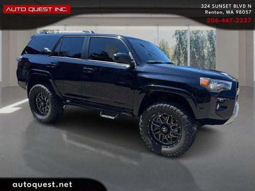 Midnight Black Metallic 2018 Toyota 4Runner TRD Off Road
