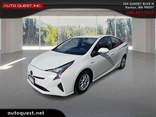 2017 Toyota Prius Three