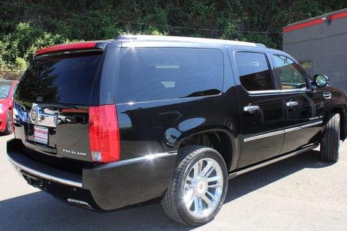 2014 Cadillac Escalade ESV Platinum Edition