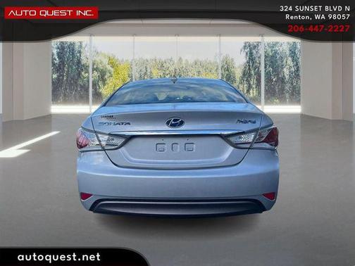 2014 Hyundai SONATA Hybrid Limited