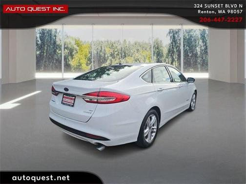 2018 Ford Fusion Hybrid SE