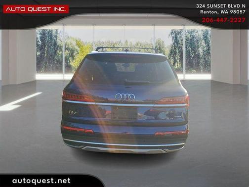 Navarra Blue Metallic 2022 Audi Q7 55 Premium Plus