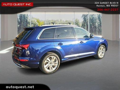 2022 Audi Q7 55 Premium Plus