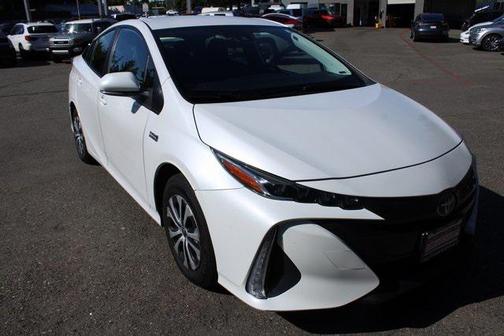 2021 Toyota Prius Prime LE