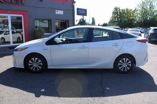 2021 Toyota Prius Prime LE