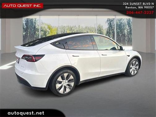 2022 Tesla Model Y Long Range Dual Motor All-Wheel Drive