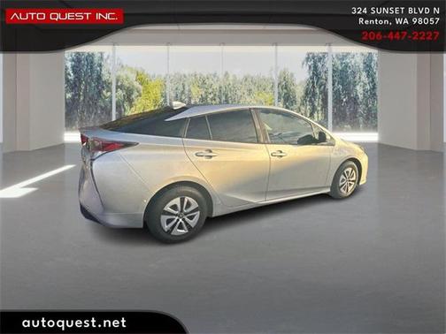 2017 Toyota Prius Four