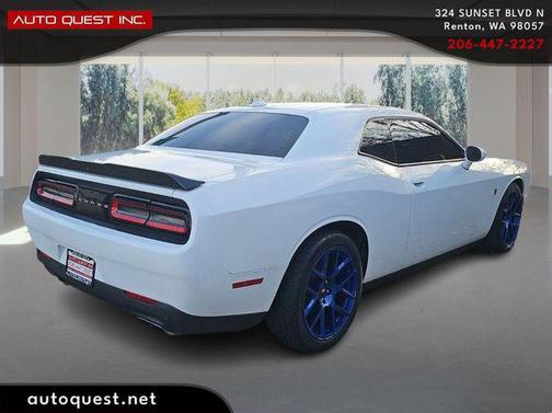 White Knuckle Clearcoat 2019 Dodge Challenger R/T Scat Pack