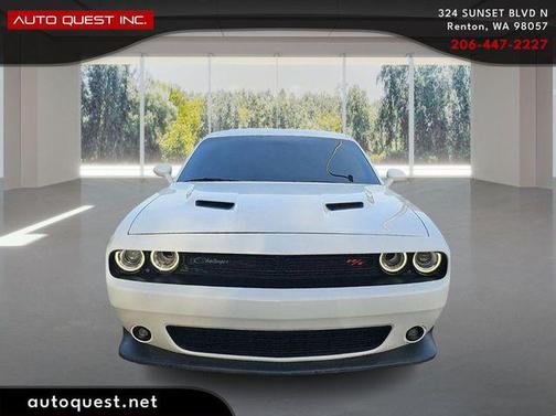White Knuckle Clearcoat 2019 Dodge Challenger R/T Scat Pack
