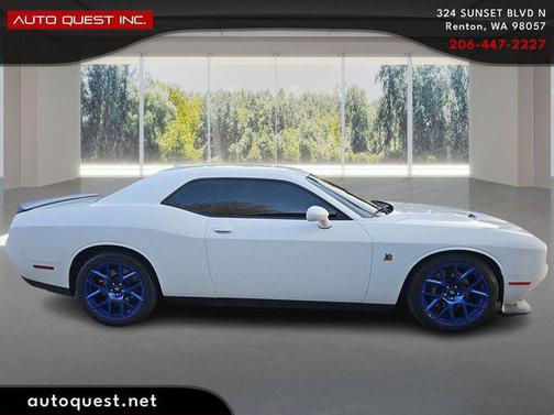 White Knuckle Clearcoat 2019 Dodge Challenger R/T Scat Pack