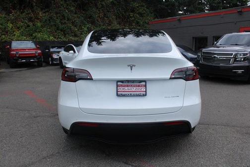 2021 Tesla Model Y Long Range Dual Motor All-Wheel Drive