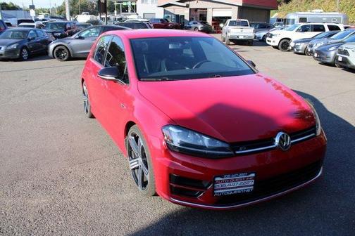 2016 Volkswagen Golf R 4-Door w/DCC & Navigation