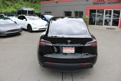 2023 Tesla Model Y Long Range Dual Motor All-Wheel Drive
