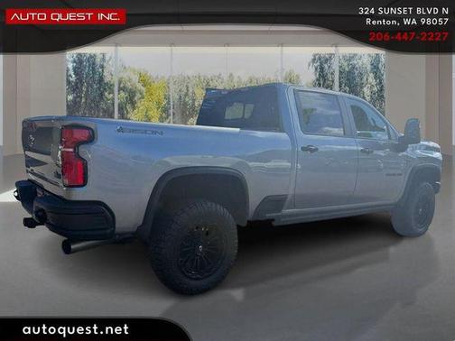 Sterling Gray Metallic 2025 Chevrolet Silverado 2500 4WD Crew Cab Standard Bed ZR2