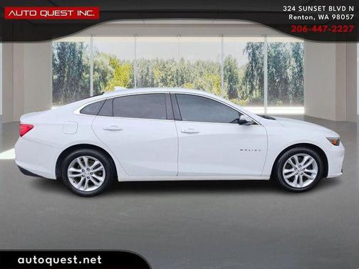 Summit White 2017 Chevrolet Malibu 1LT