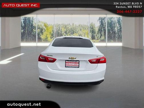 Summit White 2017 Chevrolet Malibu 1LT