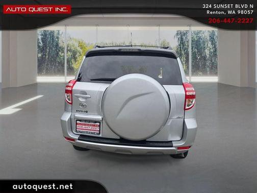 Classic Silver Metallic 2012 Toyota RAV4 Base