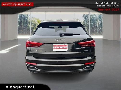2022 Audi Q3 45 S line Premium
