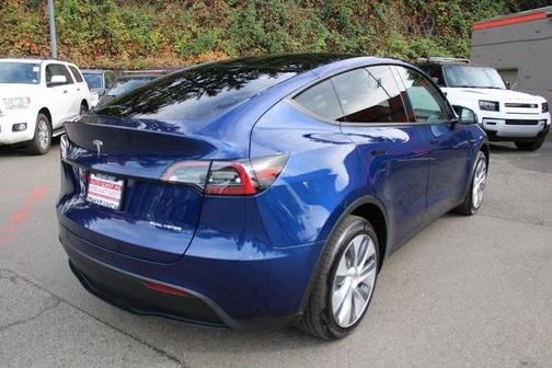 2023 Tesla Model Y Long Range Dual Motor All-Wheel Drive