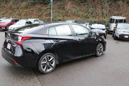 2021 Toyota Prius XLE