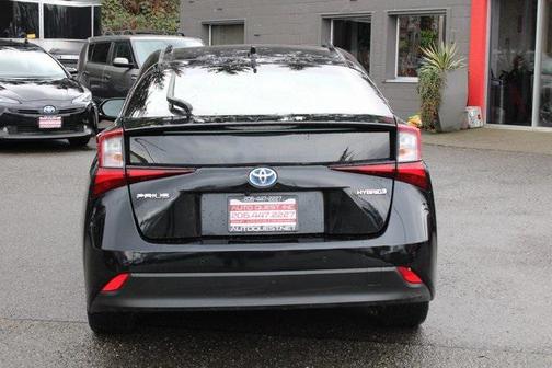 2021 Toyota Prius XLE