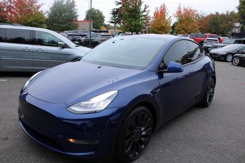 2022 Tesla Model Y Long Range Dual Motor All-Wheel Drive