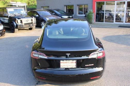 2020 Tesla Model 3 Performance
