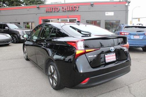 2021 Toyota Prius XLE