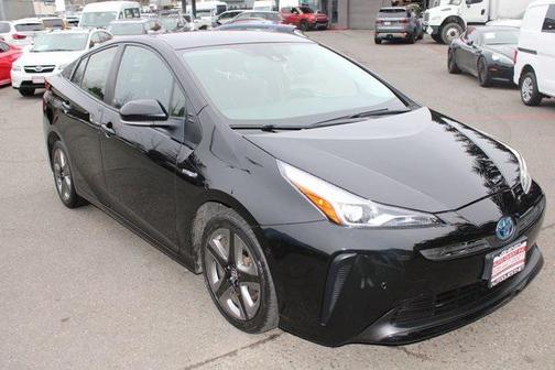 2021 Toyota Prius XLE