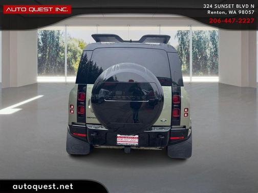 Pangea Green Metallic 2022 Land Rover Defender 110 X-Dynamic SE