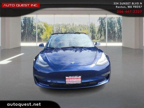 Deep Blue Metallic 2018 Tesla Model 3 Long Range