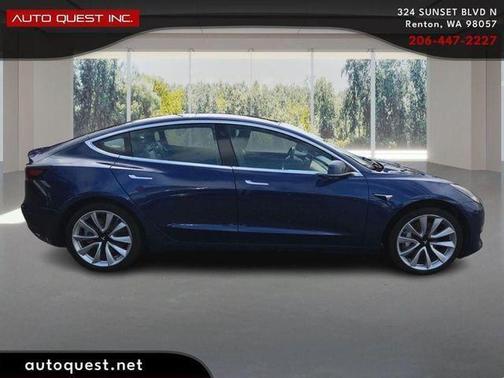 Deep Blue Metallic 2018 Tesla Model 3 Long Range