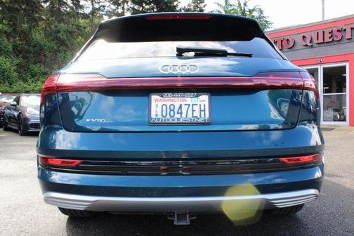 2019 Audi e-tron Premium Plus