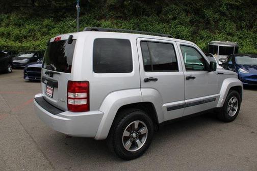 2008 Jeep Liberty Sport