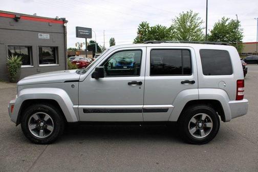 2008 Jeep Liberty Sport
