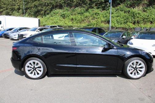 2022 Tesla Model 3 Standard Range