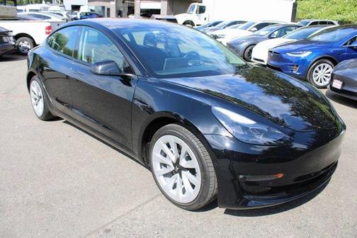 2022 Tesla Model 3 Standard Range