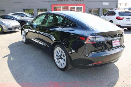 2022 Tesla Model 3 Standard Range
