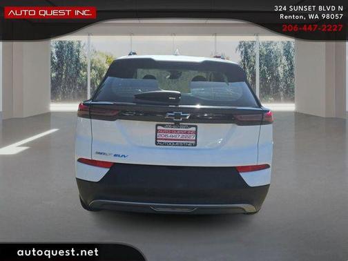 Summit White 2023 Chevrolet Bolt EUV FWD LT