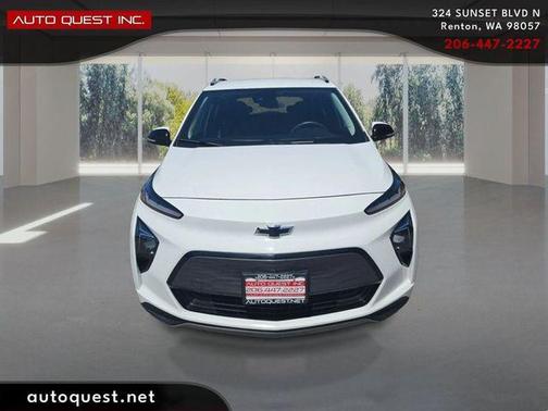 Summit White 2023 Chevrolet Bolt EUV FWD LT