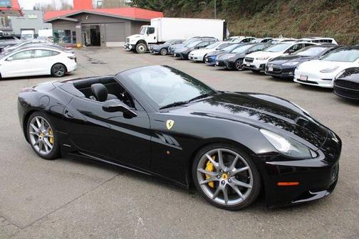 2010 Ferrari California Base