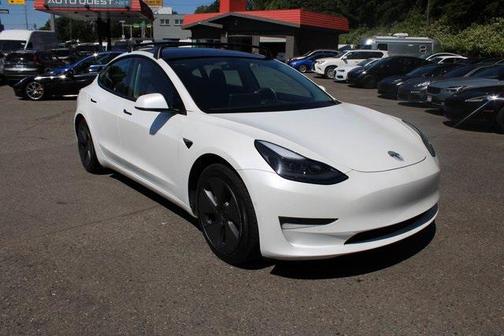 2022 Tesla Model 3 Long Range