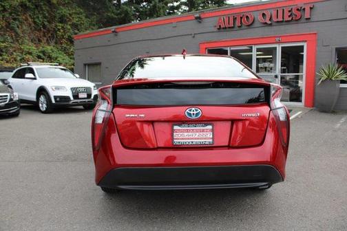 2018 Toyota Prius One