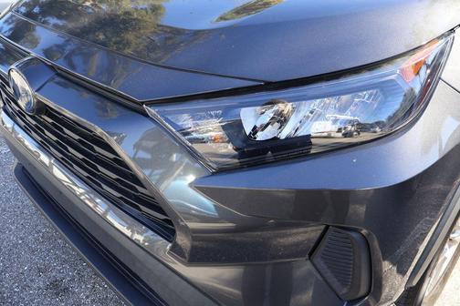 2019 Toyota RAV4 Hybrid LE