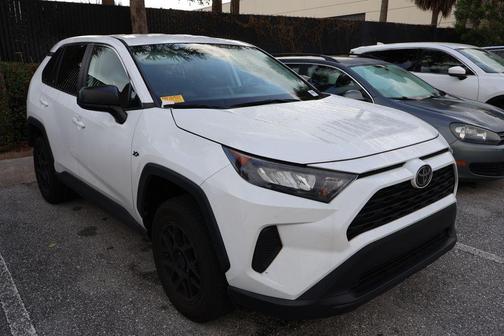 2022 Toyota RAV4 LE