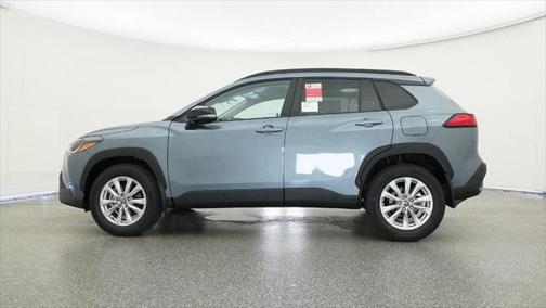 2025 Toyota Corolla Cross LE