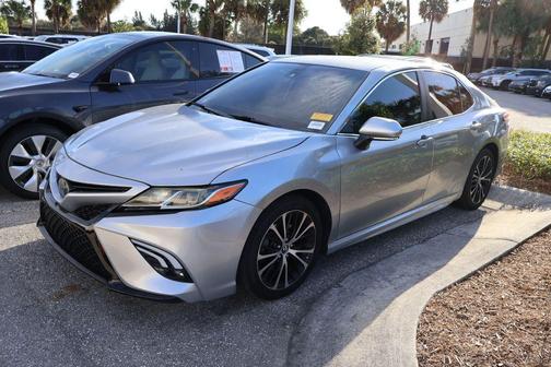 2019 Toyota Camry SE
