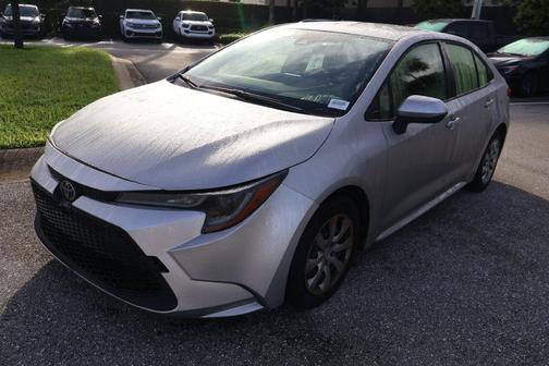 Classic Silver Metallic 2021 Toyota Corolla LE